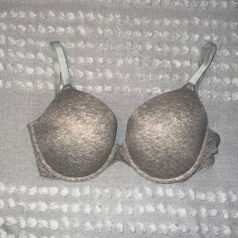 Victoria’s Secret bra